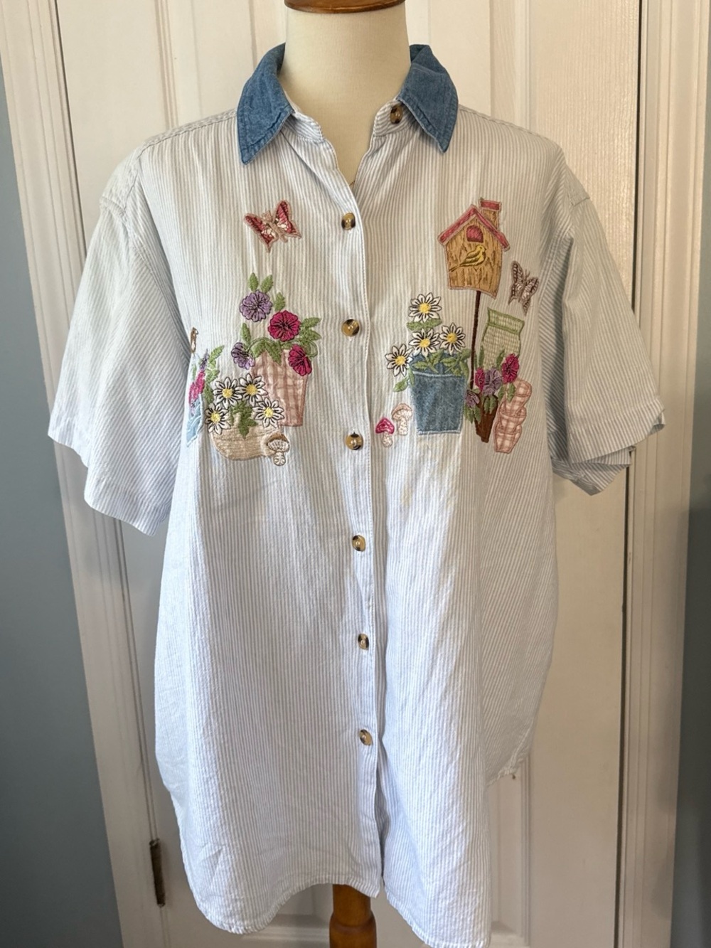 Light Blue Striped Button-Front Shirt with Floral Embroidery and Denim Collar